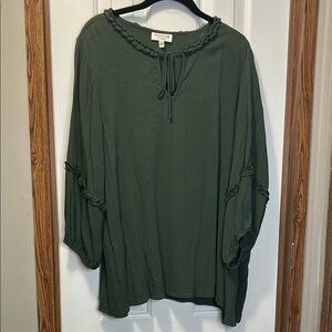 Green Tie Front 3/4 Sleeve Blouse